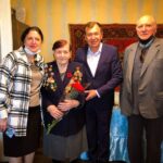 Балаклійський міський голова Іван Столбовий, секретар міської ради Оксана Бондар та голова ветеранської організації Олександр Захаров відвідали та привітали з Днем Перемоги ветеранів