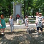 У Петрівському старостинському окрузі відбулось покладання квітів