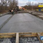 На лівій стороні мосту Гусарівка – Грушуваха влаштувано нові тротуари та огородження