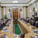 Олег Синєгубов наказав пришвидшити вакцинацію лікарів