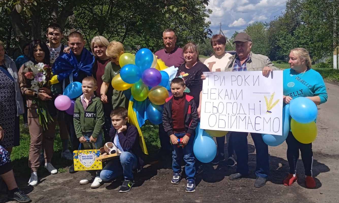 Новогусарівський старостинський округ зустрічає свого Героя