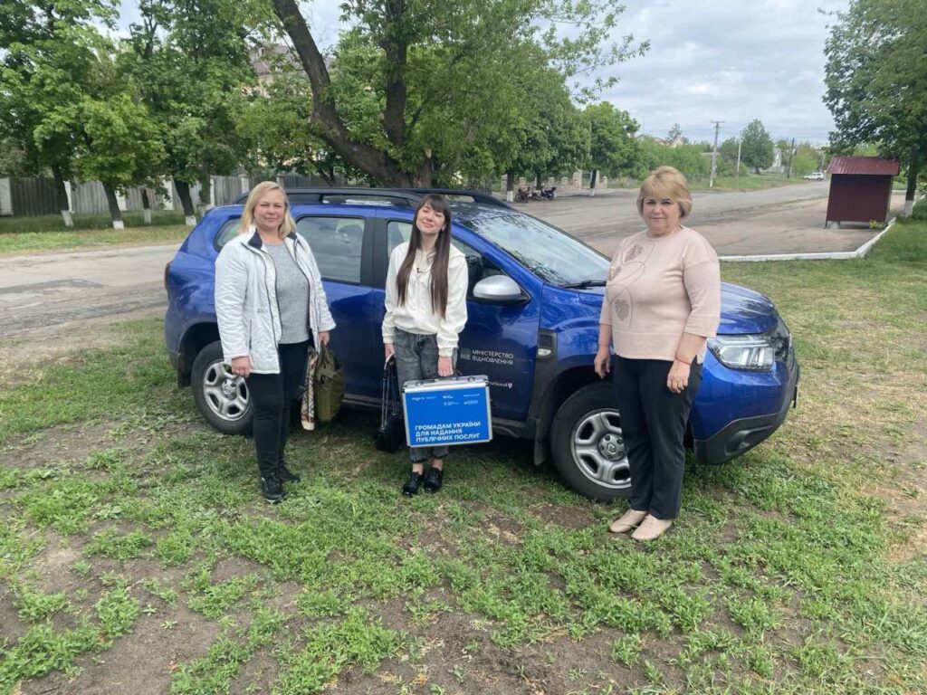 “Мобільний ЦНАП” надав послуги мешканцям Петрівського старостинського округу
