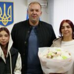Вітання з присвоєнням почесного звання України “Мати-героїня”