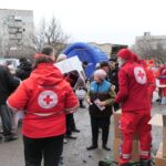 Продовжуємо спільно долати наслідки жахливого ракетного обстрілу по нашому місту.