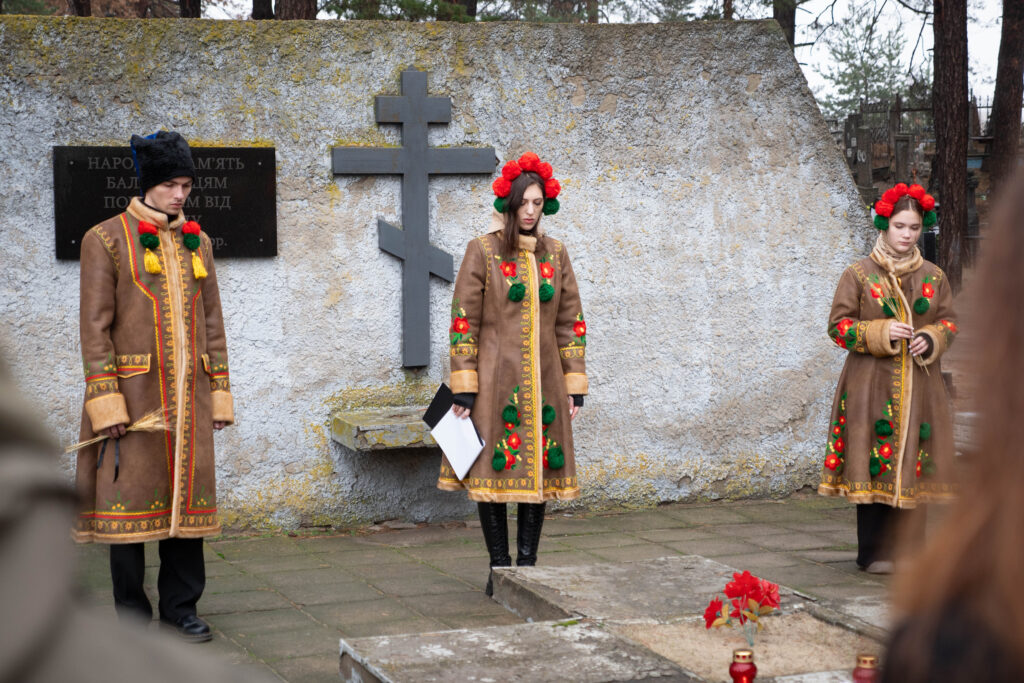Балаклійська громада вшанувала пам’ять жертв Голодомору 1932-1933 років