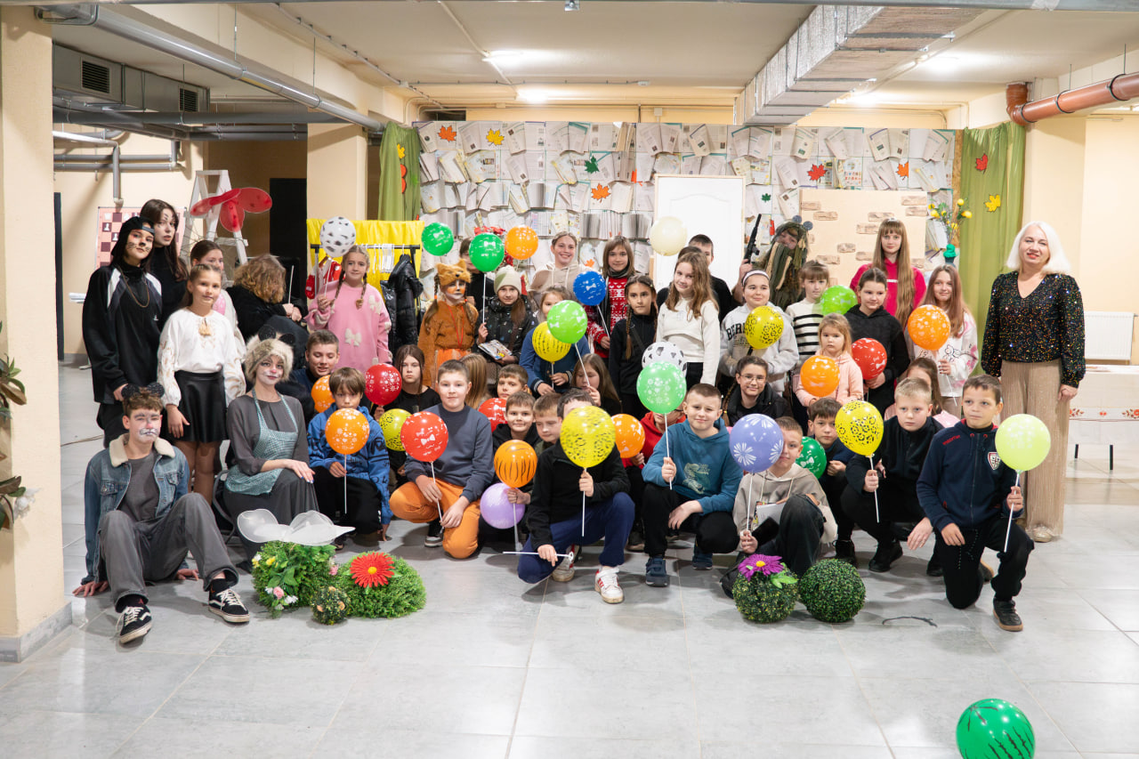 Казкова прем’єра: театральний колектив «Маска» Балаклійського Будинку культури презентував виставу “Мишеня Гриша”