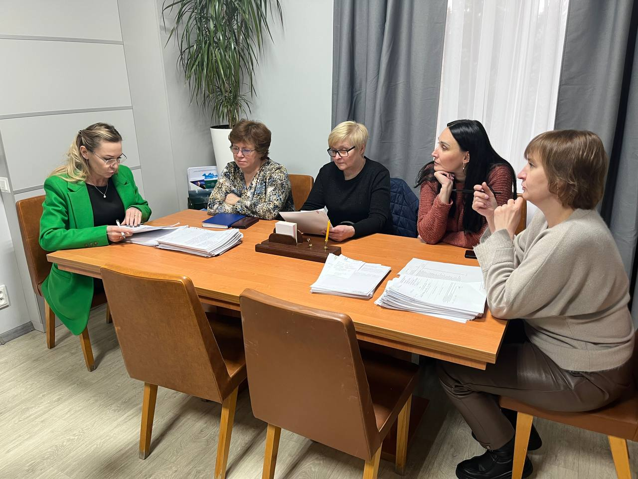 В Балаклійській міській територіальній громаді триває робота над забезпеченням своєчасної підтримки населення, яке найбільше цього потребує та наданням допомоги у подоланні життєвих труднощів