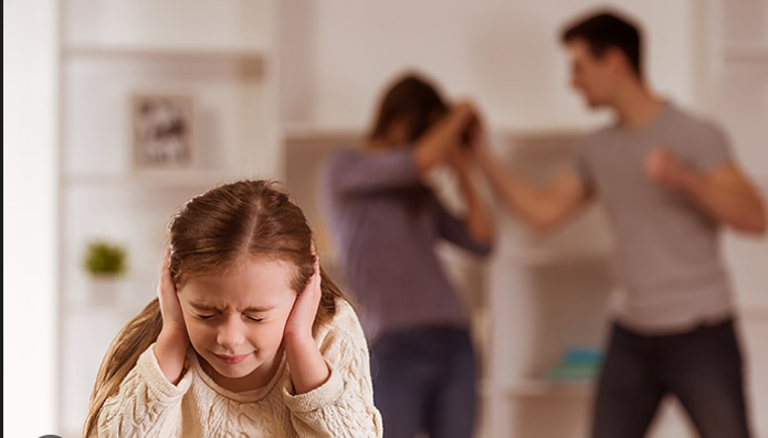 Як домашнє насильство впливає на дитину і як його розпізнати