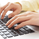 Кібербулінг: як розпізнати, що робити та куди звертатись щоб убезпечити дитину