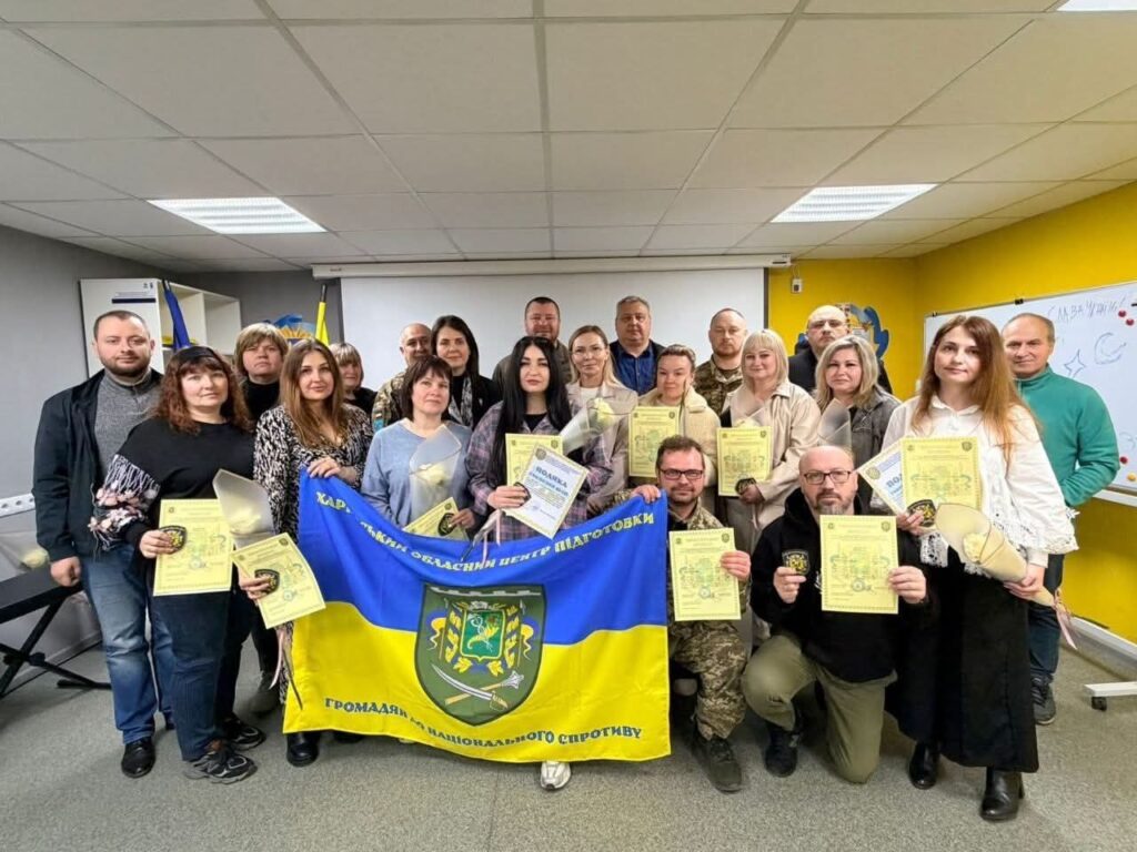 У Балаклійській громаді відбувся перший випуск курсу підготовки до національного спротиву